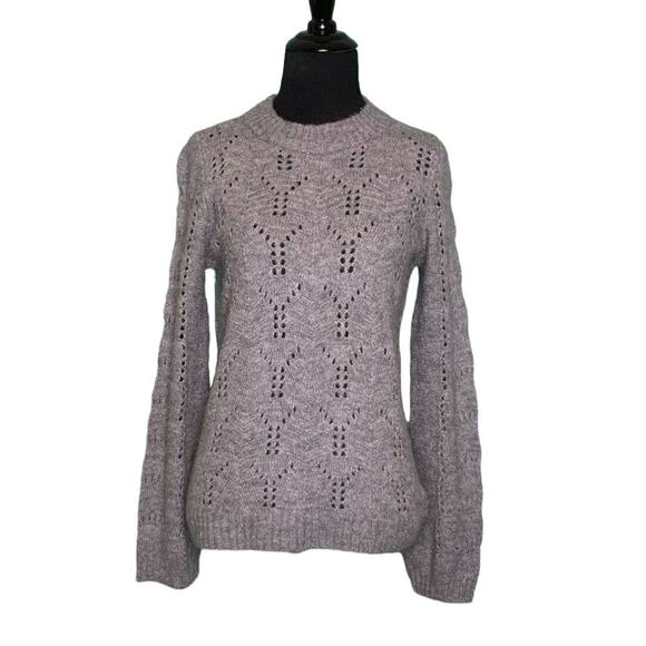Gap Gray Long Sleeves Crew Neck Sweater Size XS - Picture 1 of 7